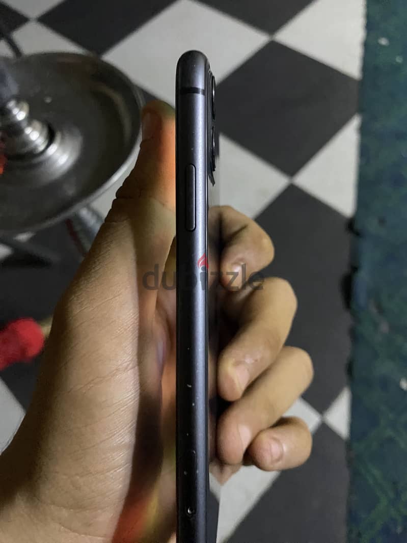 Apple - iPhone 11 1