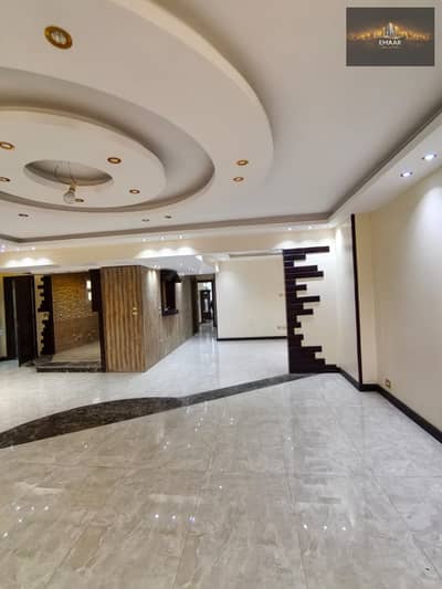 Administrative headquarters for rent, Square of Ministers, Sheraton, Airport, Main Street, Distinctive location