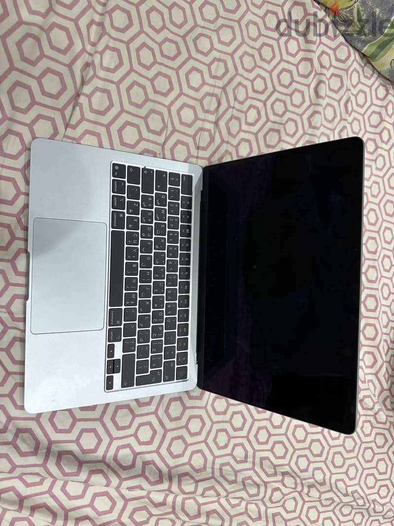 Macbook air m4 2025 1