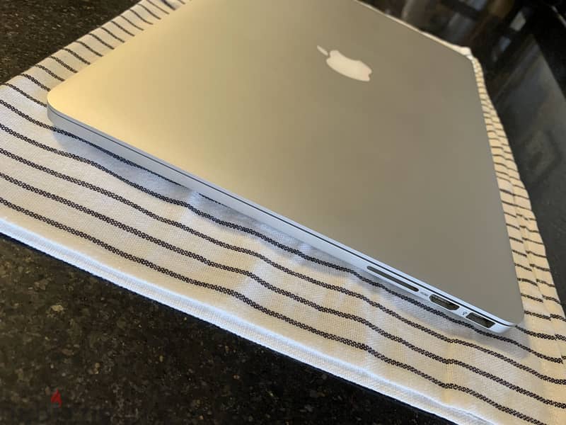 Macbook pro 15 inch 4