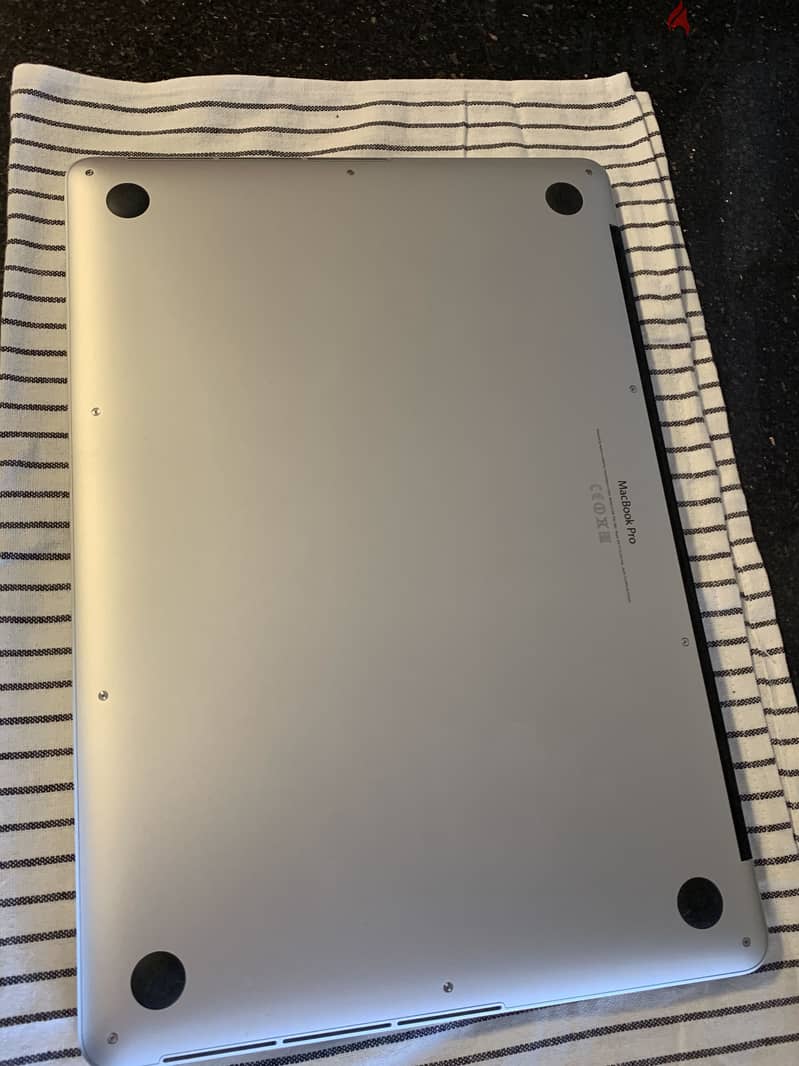 Macbook pro 15 inch 7