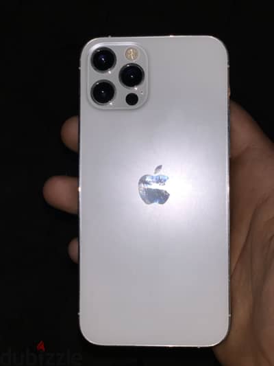 آبل - آيفون 12 برو