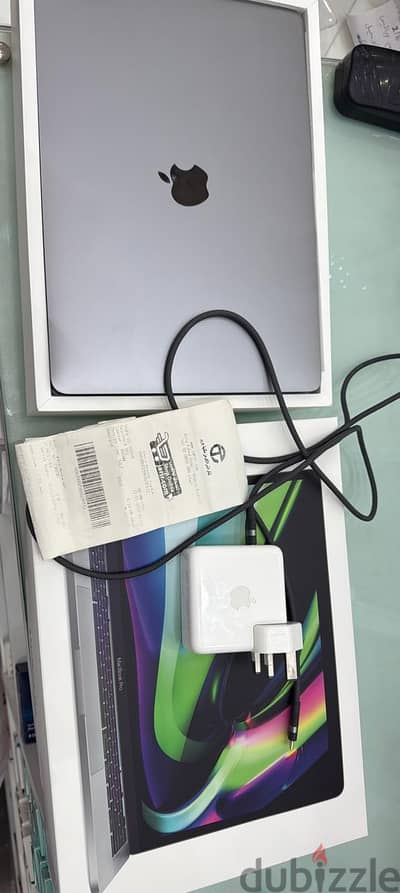 MacBook Pro M2   – حالة ممتازة + الكرتون والفاتورة