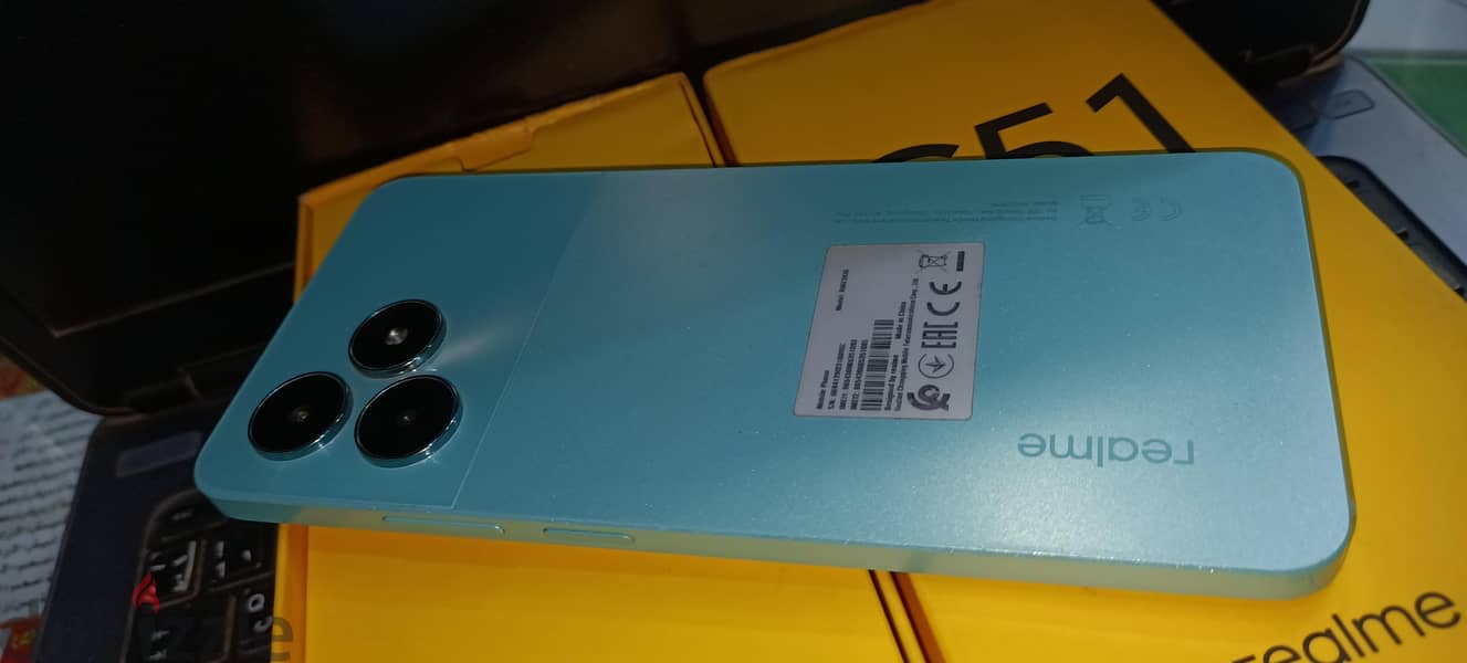 Realme C51 1