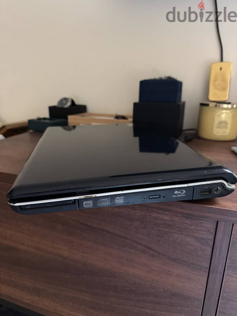 HP pavilion dv6000 15,4 inch widescreen with bag 2