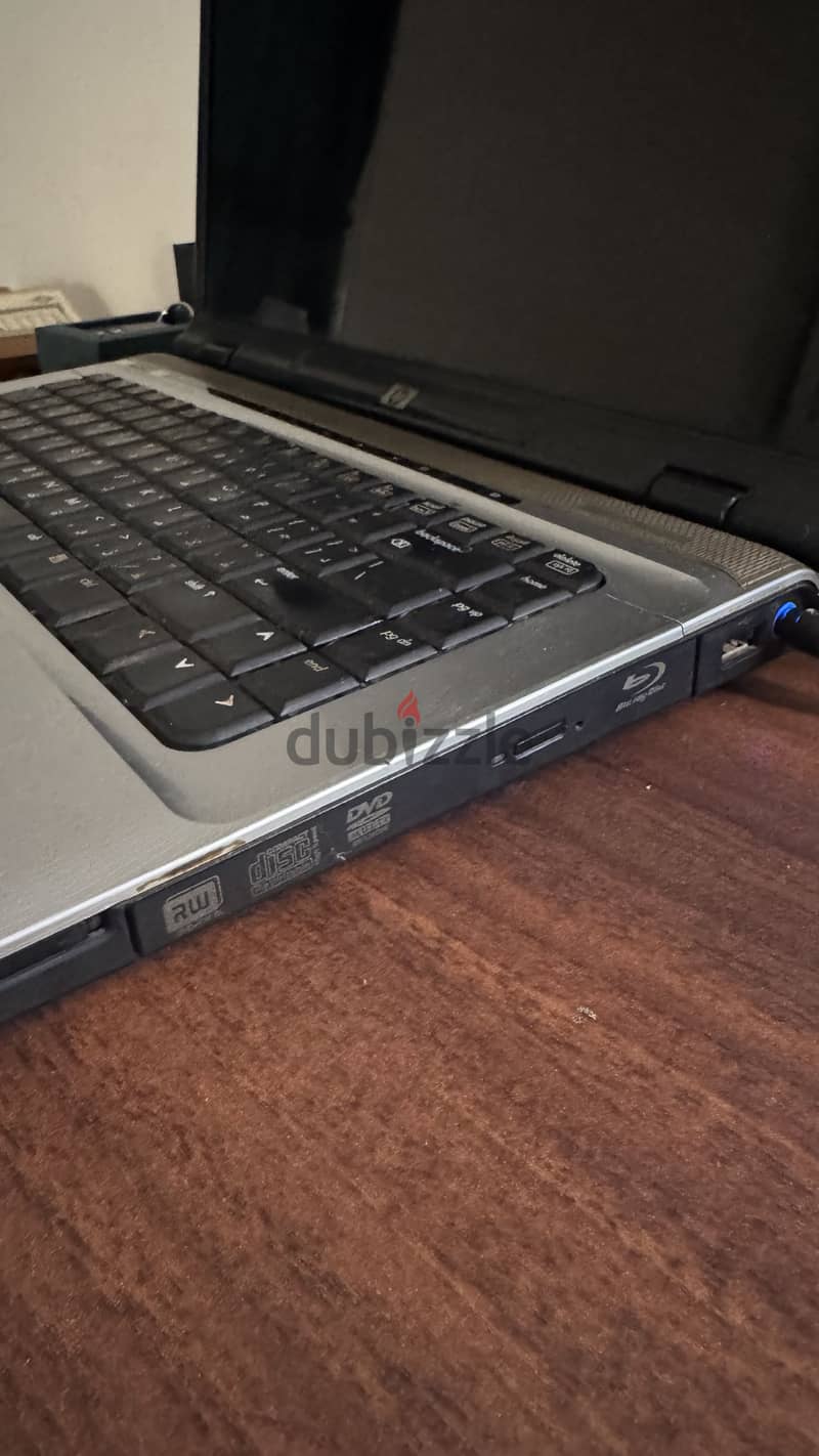 HP pavilion dv6000 15,4 inch widescreen with bag 4