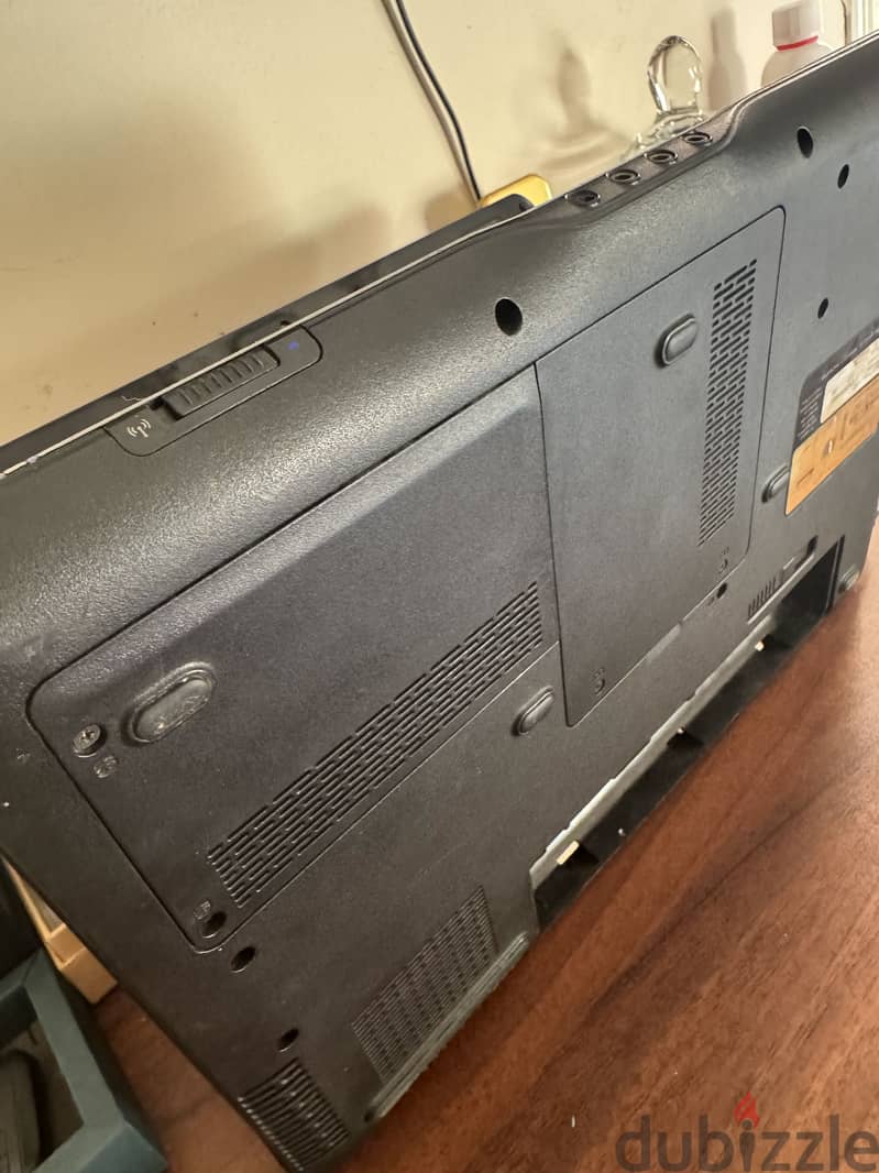 HP pavilion dv6000 15,4 inch widescreen with bag 16