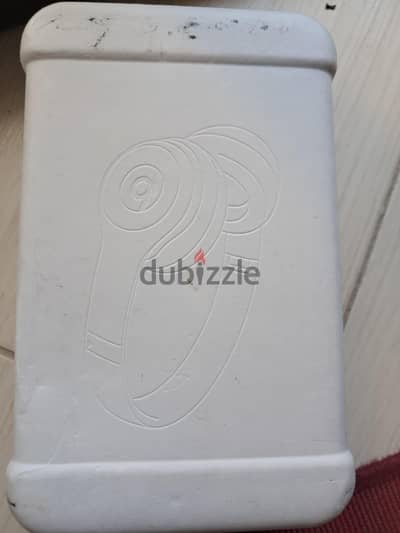 Beats solo 4 from apple