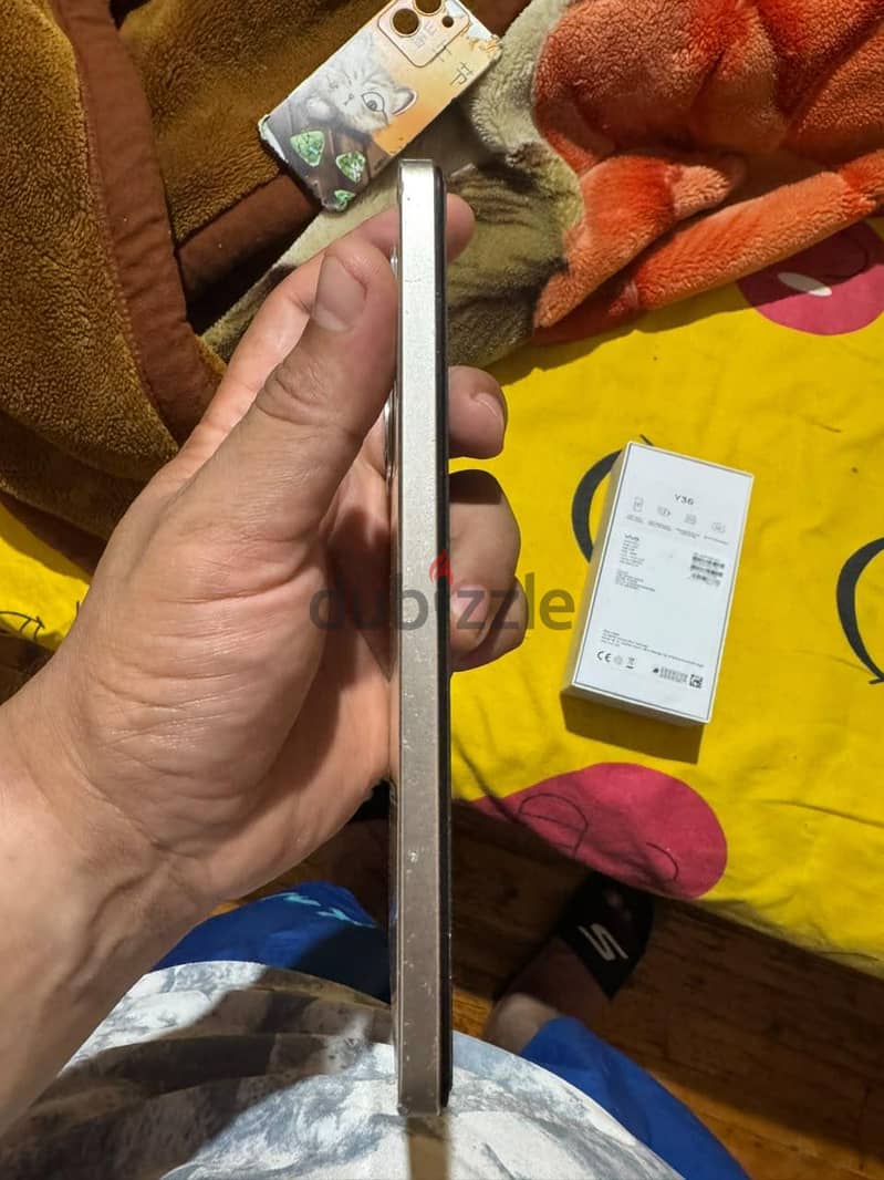vivo y36 4