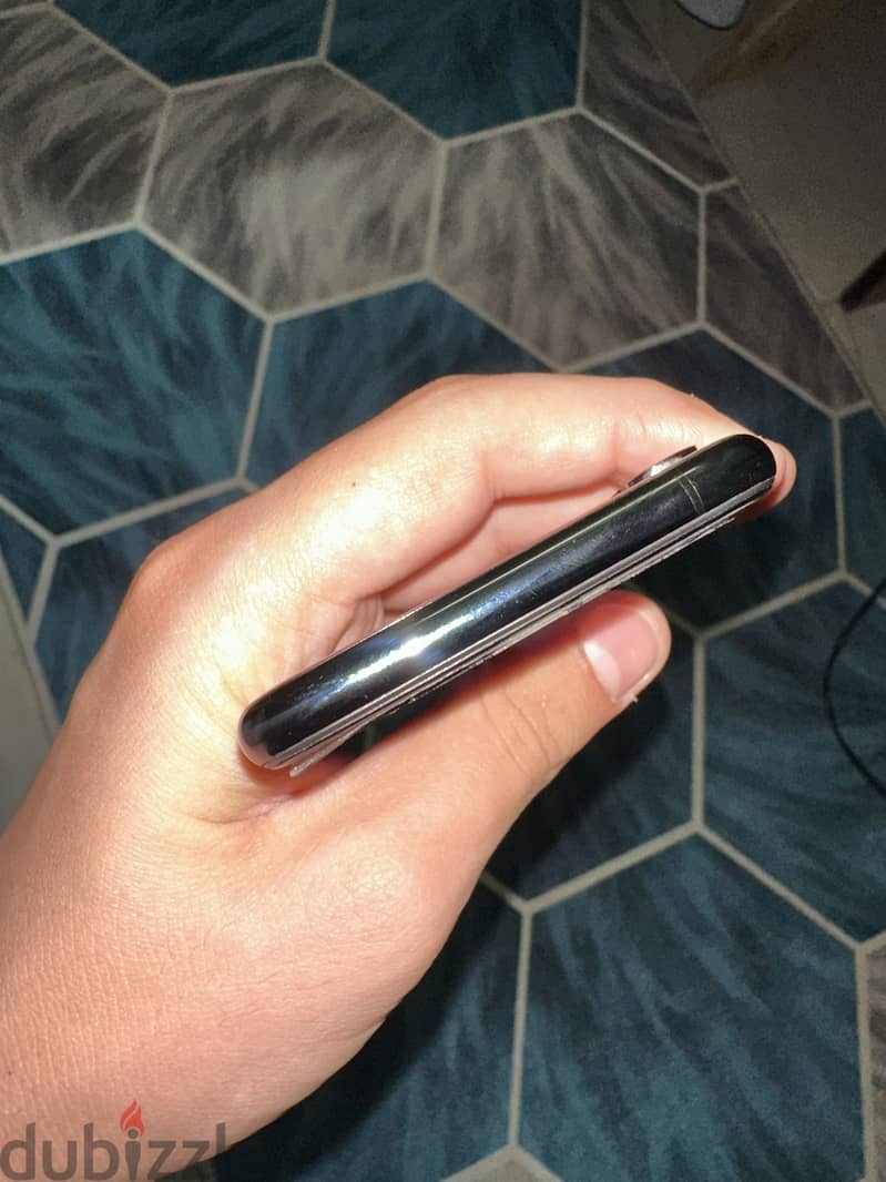 Apple - iPhone XS 1