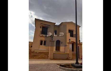 تاون هاوس للبيع في سيتي جيت – قطري ديار | Quattro | جاهز للسكن | شامل الصيانة