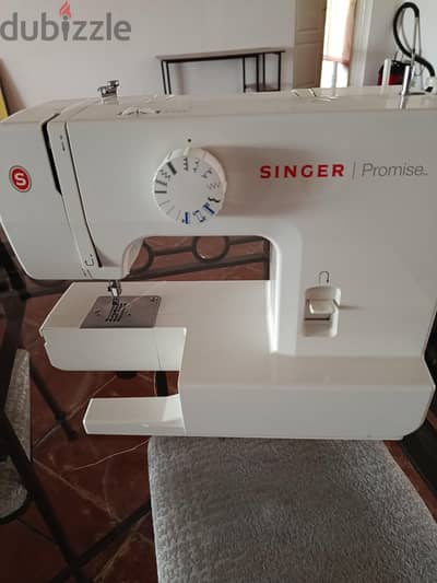 Singer Promise Sewing Machine – Like New
