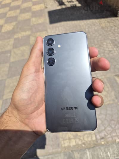 Samsung S24