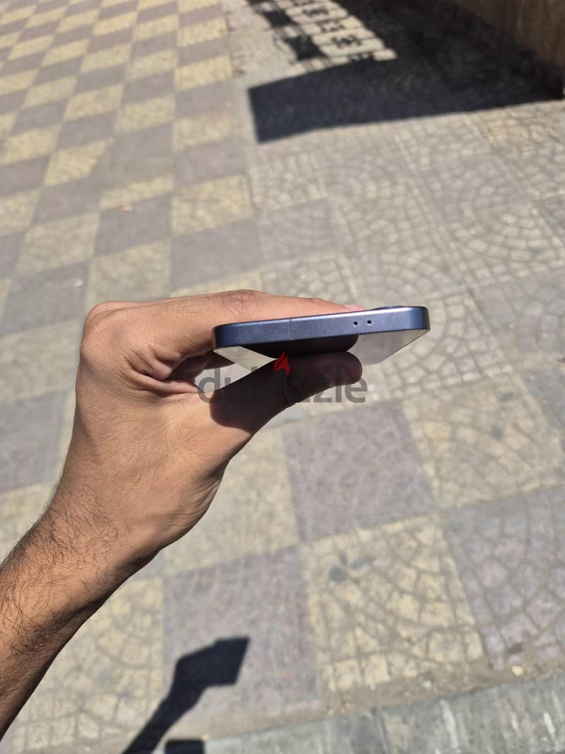Samsung S24 2