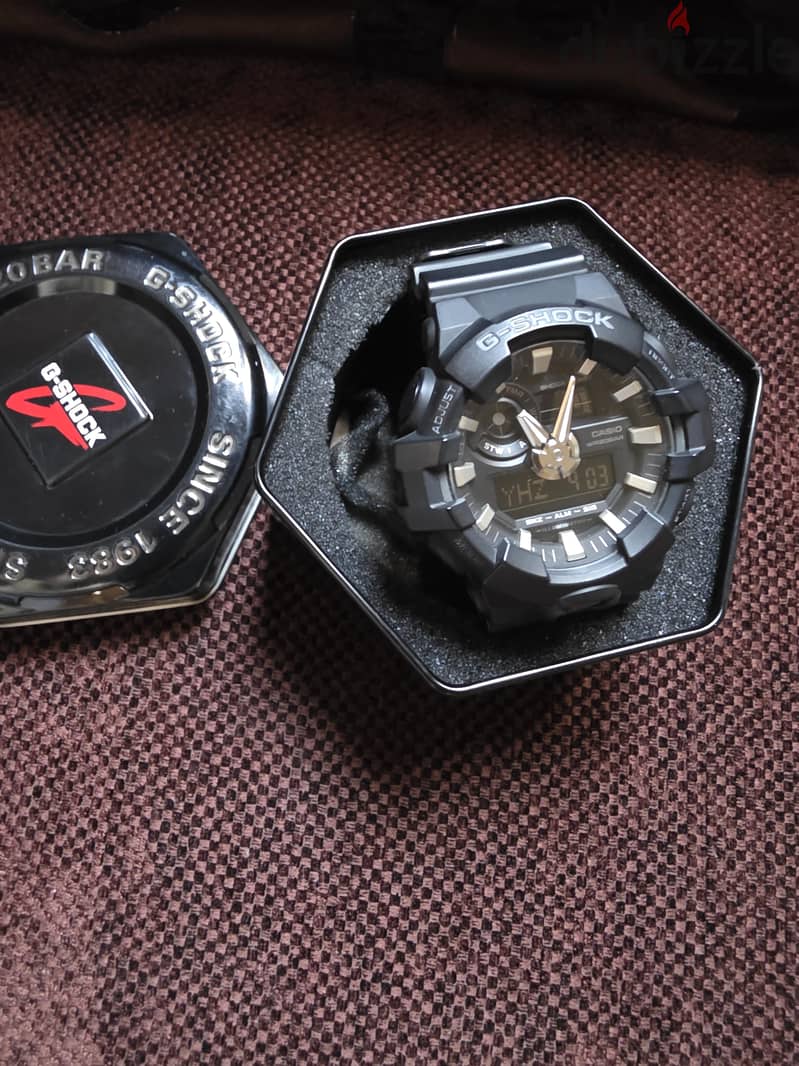 G Chock watch as new 1