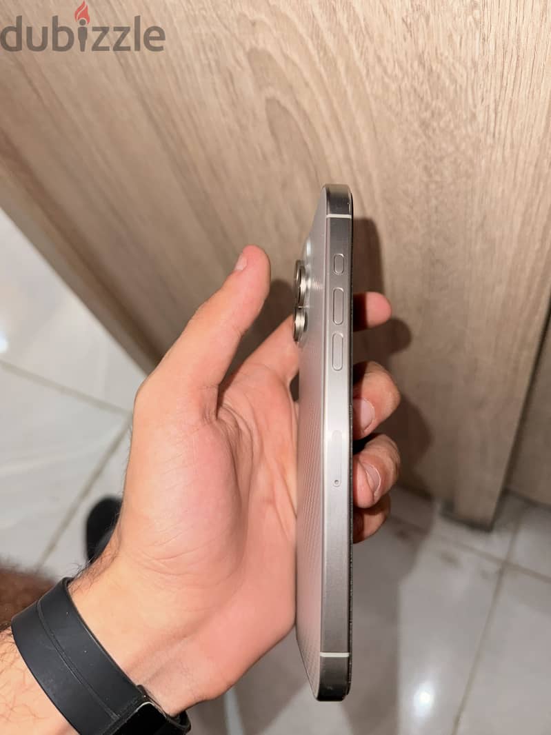 Apple - iPhone 15 Pro Max 4