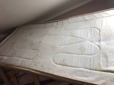 2مرتبه بدون سوست و2 مخده 160 فايبر  بحاله ممتازه