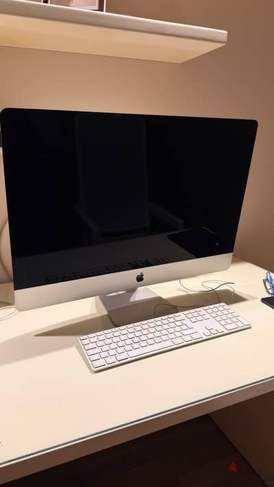 Apple Imac 27” late 2013 used in a very good condition.