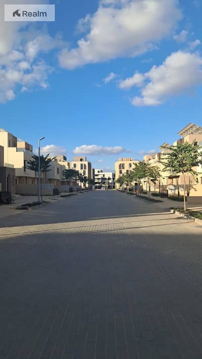 امتلك شقتك في جولدن سكوير زايد، مع أنظمة سداد تصل إلى 10 سنوات.
