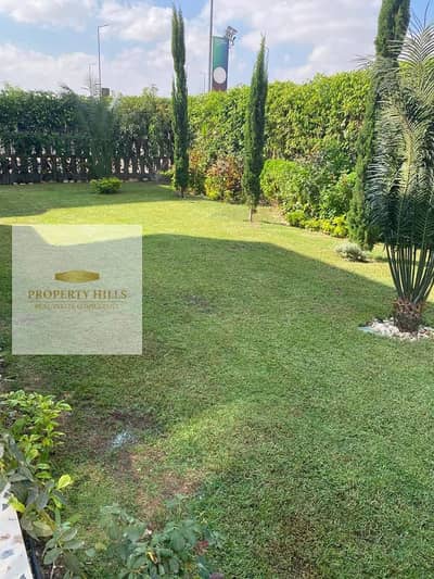 Last duplex for sale in the garden with a very large area for cash price in Al-Shorouk inside Al-Borg compound