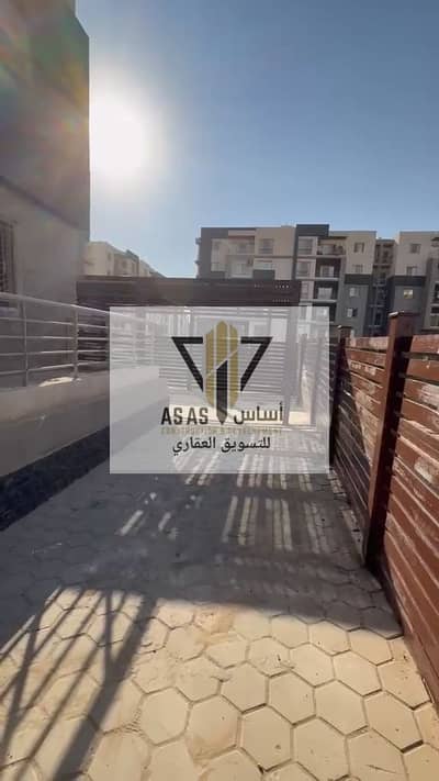 شقة للبيع في كمباوند جنة القاهره الجديده بجوار دار مصر الاندلس والجامعة الأمريكية وميفيدا والتسعين الجنوبى