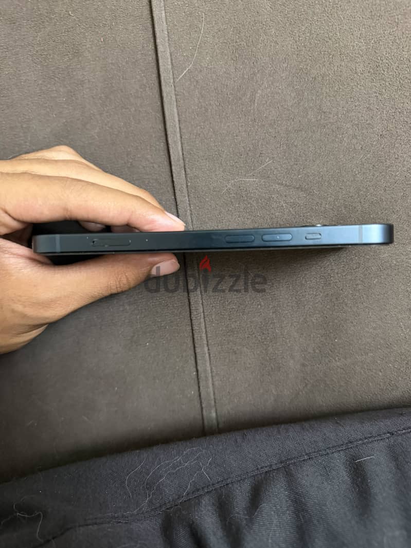 Apple - iPhone 13 usee like new 3