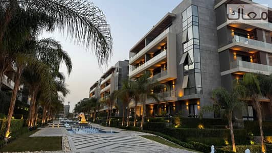 شقة 164م استلام فوري في El Patio Oro بقلب الـGolden Square