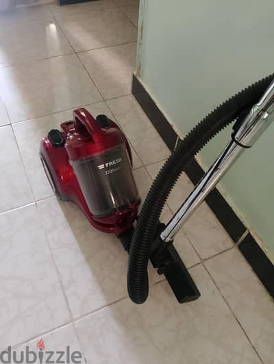 مكنسة شفط غبار فريش