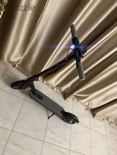 Electric scooter