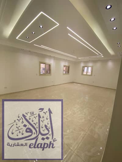 شقة إداري للإيجار – جاردينيا هايتس 3 | 200م + 60م حديقة | أول سكن   فرصة مميزة للإيجار الإداري في جاردينيا هايتس 3 – التجمع الخامس   الموقع: جاردي