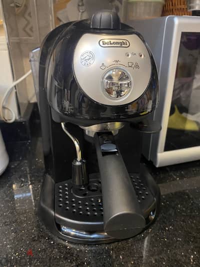 Delonghi Coffee machine