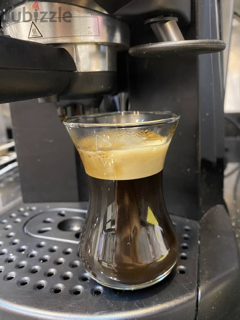 Delonghi Coffee machine 3