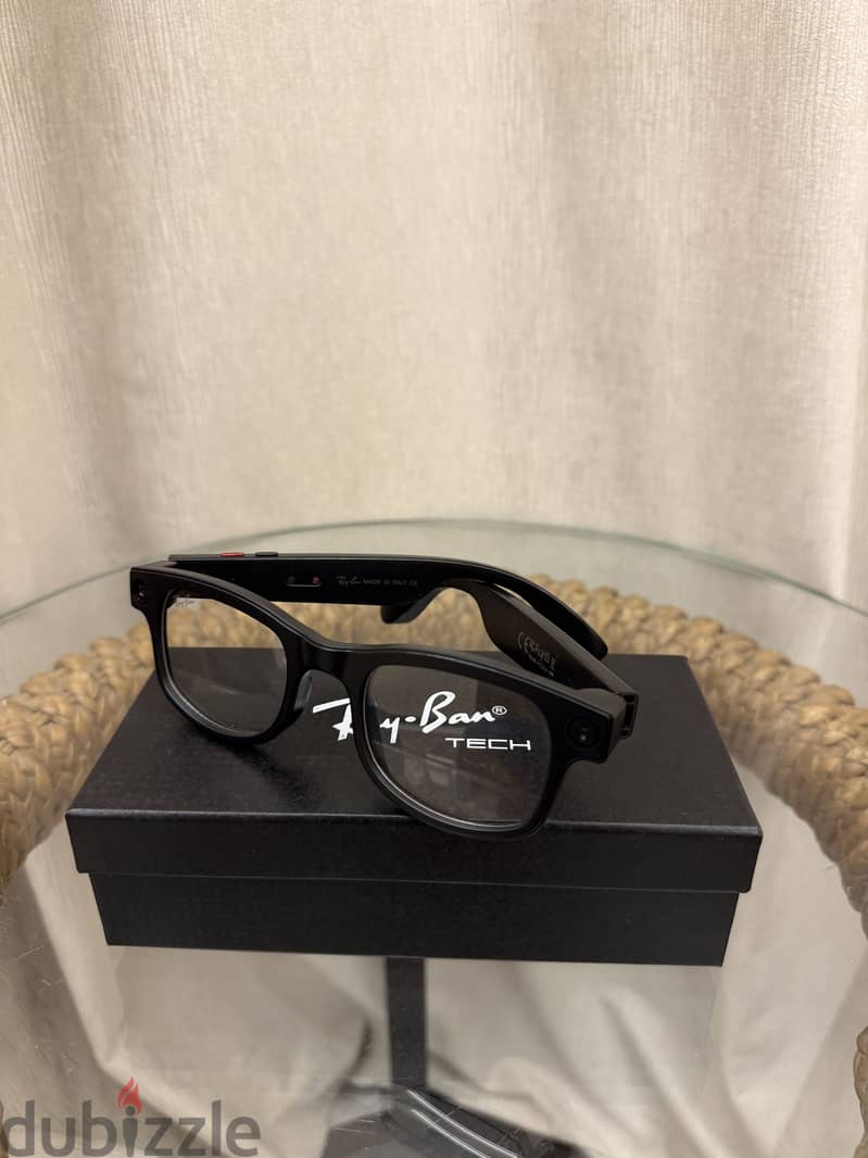 Smart Glasses (Camera and Speakers) 2