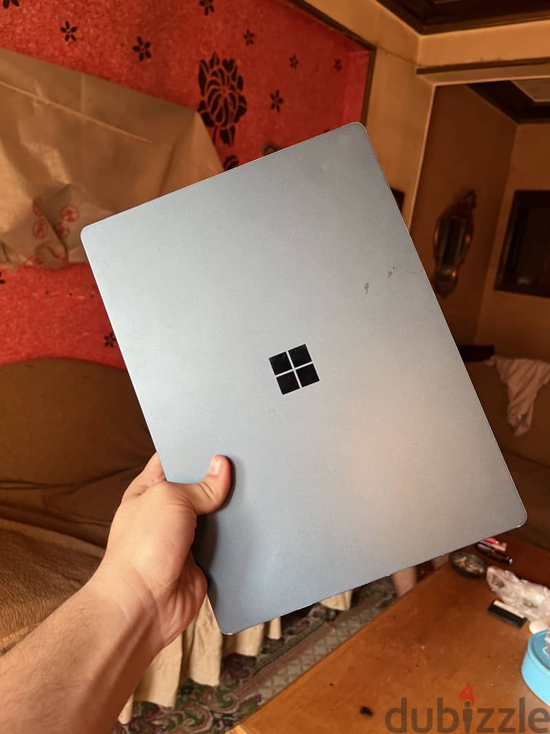 Microsoft Surface Laptop 2