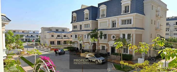 شقة بجاردن متشطبة بالكامل بفيو مفتوح على اللاند سكيب بجوار ماونتن فيو اى سيتى و دقائق من مول العرب