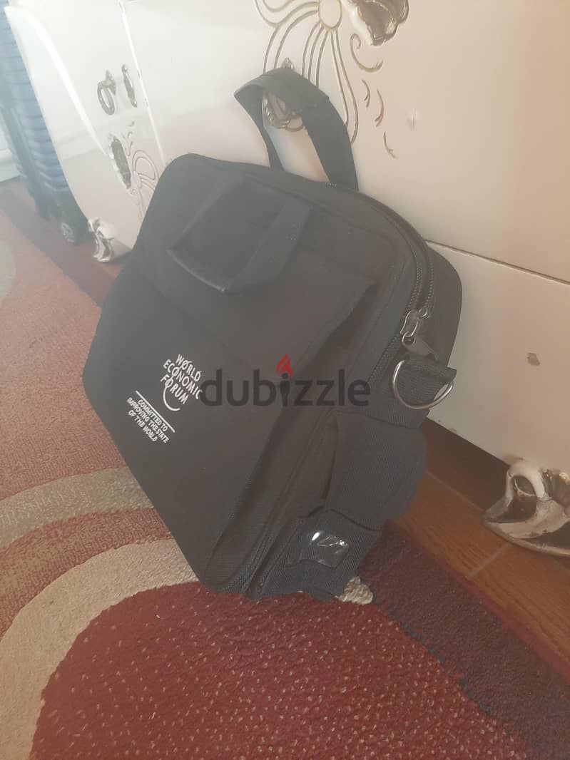 شنطة لابتوب 1