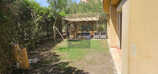 Ground duplex for sale in compound casa