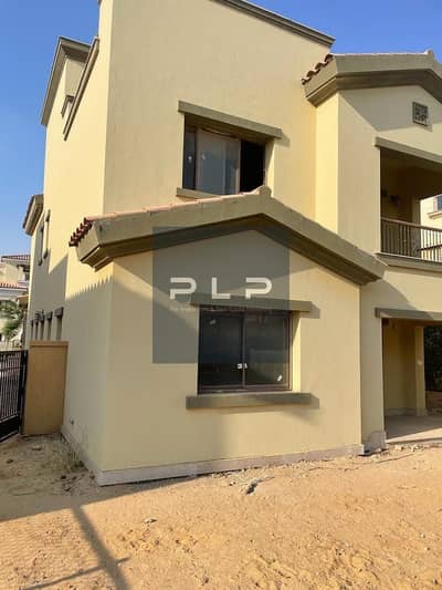 Standalone resale villa ready to move at a special price for a quick sale; located in Emaar Misr’s Mivida compound, in a prime spot in New Cairo.