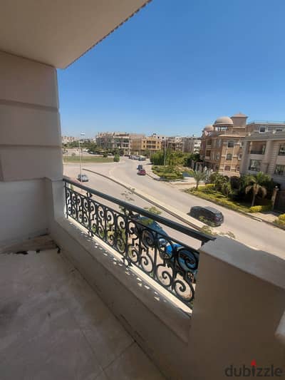 Distinctive apartment for sale, Sheikh Zayed, Ninth District