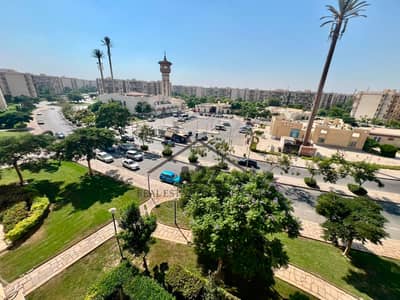 فيو بانوراما جاردن وشارع غير مجروحة تشطيب الترا سوبر لوكس اول سكن طلعت مصطفى استلام فورى دور متكرر