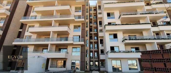 شقة 160متر Double view لاندسكيب + Pool برايم لوكيشن علي النهر الاخضر امام البرج الايقوني بالعاصمة الاداريه