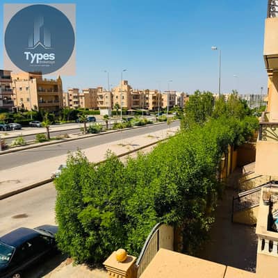 للايجار مقر اداري دوبلكس بمدخل خاص الحي السابع علي شارع رئيسي الشيخ زايد في افضل لوكيشن