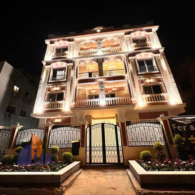 Distinctive duplex for sale, immediate occupancy, sea view, garden view, in the heart of Al Banafseg 12, First Settlement, New Cairo