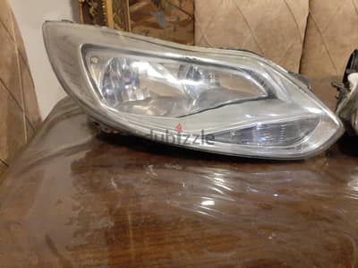 فوانيس فورد فوكس ٢٠١٢ Ford Focus 2012 Headlights