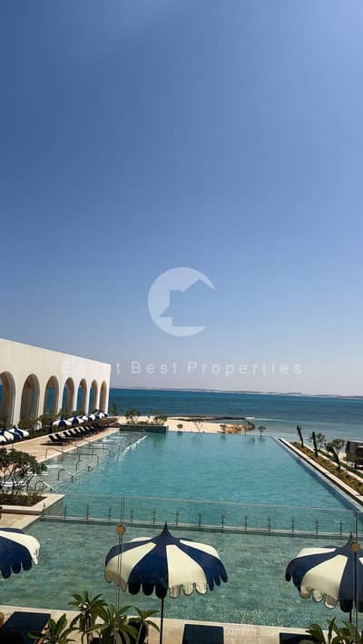 للبيع شاليه غرفة نوم واحدة في مشروع Marina Waterfront من Modon في أبوظبي، الإمارات، في موقع مميز على الواجهة البحرية.