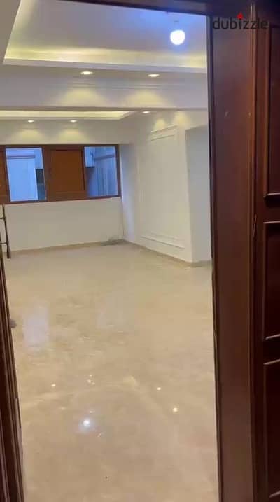 للأيجار السكنى بالوران شقة 120 متر