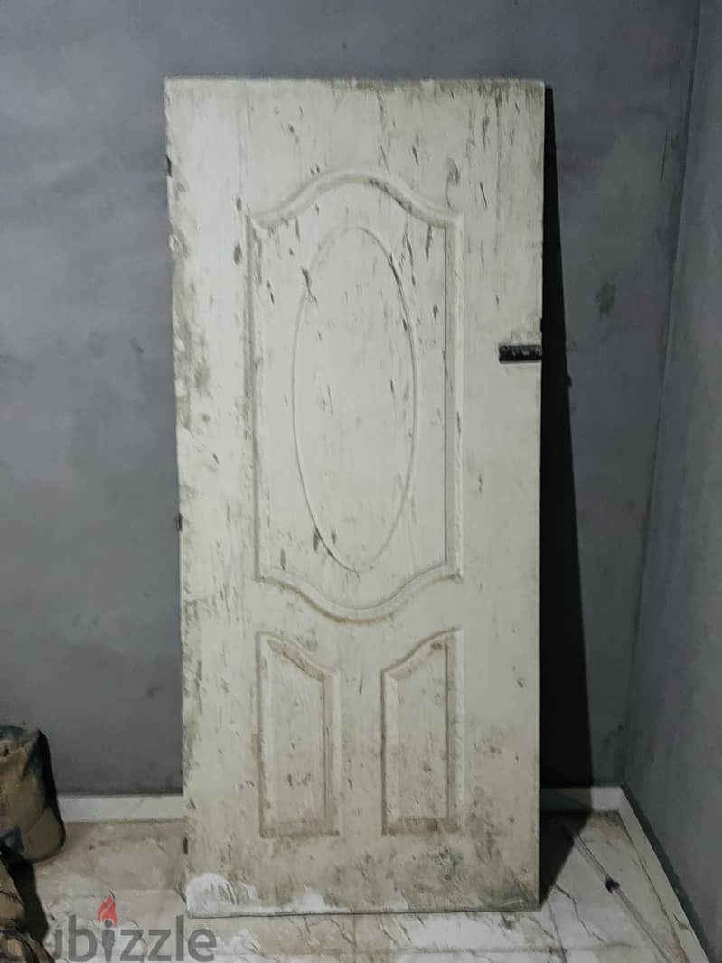 باب شقة 1