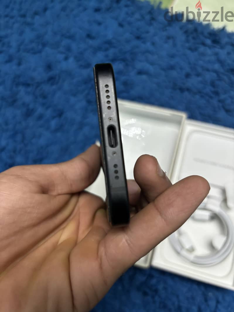 آبل - آيفون 15 3