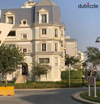 للبيع الفورى شقة بفيو على اللاند سكيب فى ماونتن فيو هايد بارك بجانب ميفيدا ودقائق من AUC