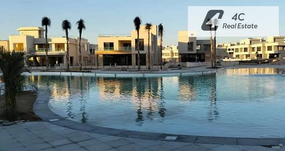 باقل توتال في الماركت استلم توين هاوس تشطيب كامل بالتكييفات دايركت علي بحرFirst Row Lagoon في June الساحل الشمالي بتقسيمه خاصه جاهز للمعاينه والاستلام